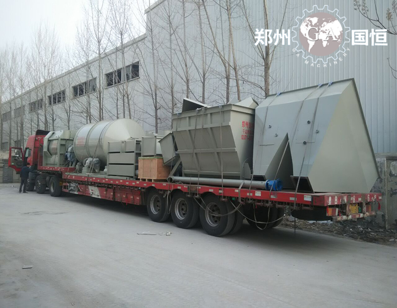 膩?zhàn)臃凵a(chǎn)線發(fā)貨現(xiàn)場(chǎng)